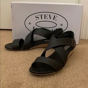 Steve Madden small wedge sandals